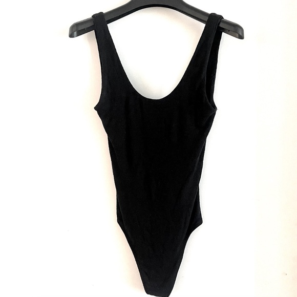 Aritzia Babaton Black Ribbed Thong Bodysuit - Size XS - Picture 1 of 3